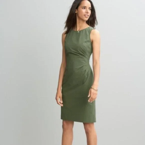 green emerald velvet dress BANANA REPUBLIC Green Wrap Dress Size 10